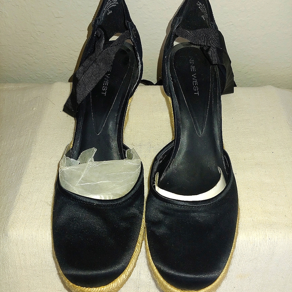 Wedge heels